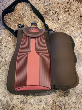 GSI Outdoors Wine Holder With Glasses